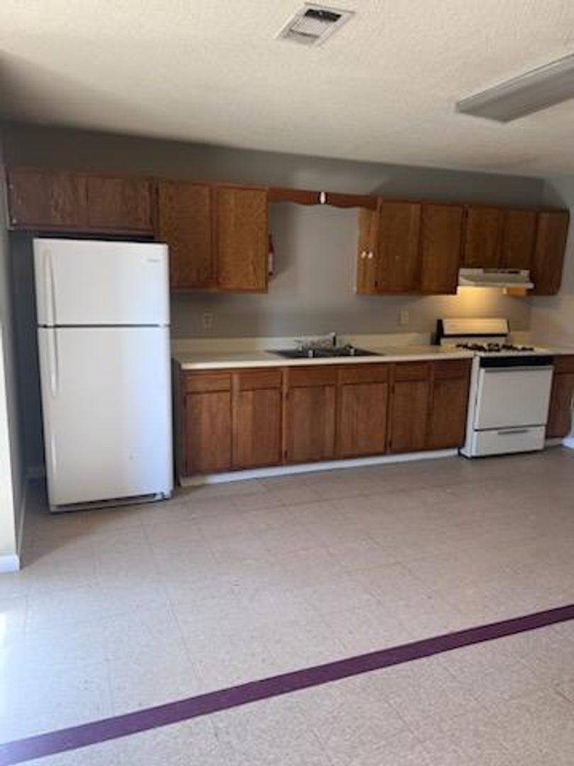 Apartment for rent at 250 Ivie Lane, Mantachie, MS 38855
