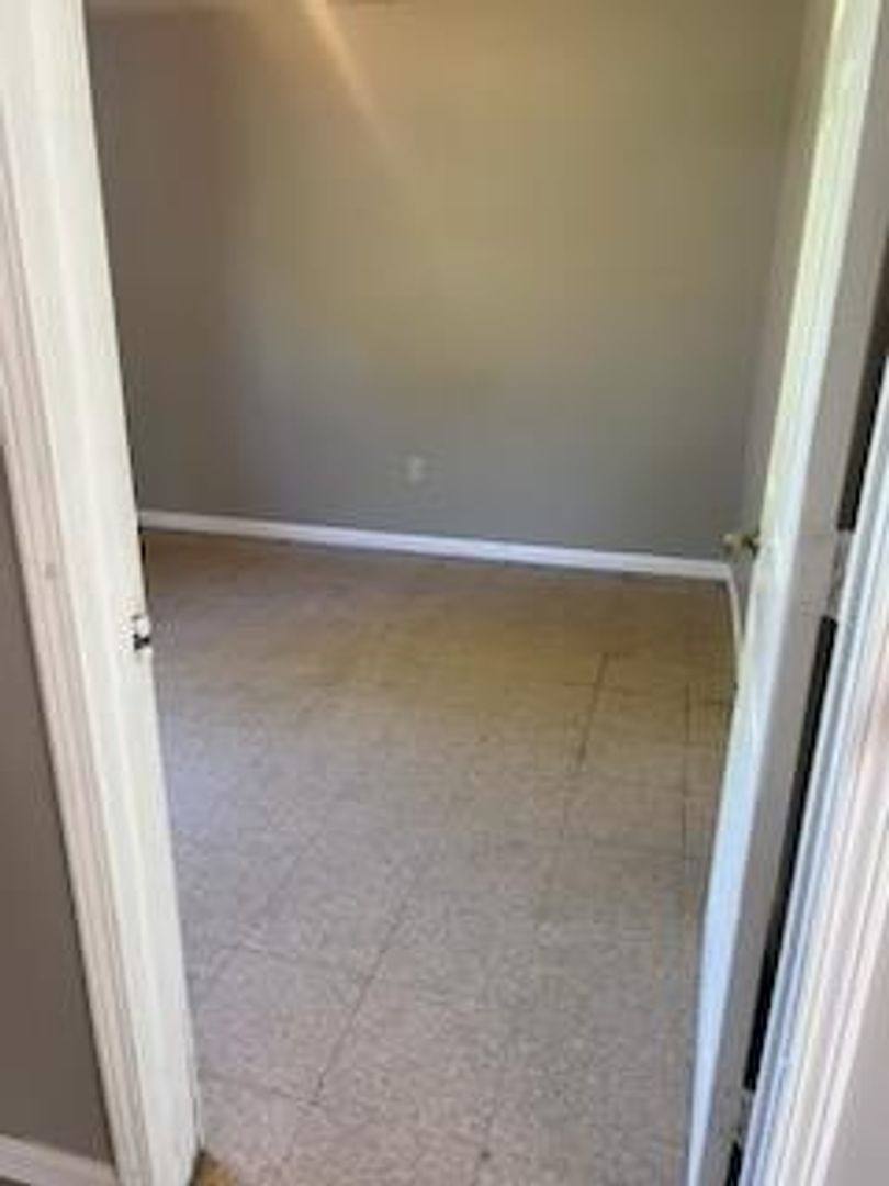 Apartment for rent at 250 Ivie Lane, Mantachie, MS 38855