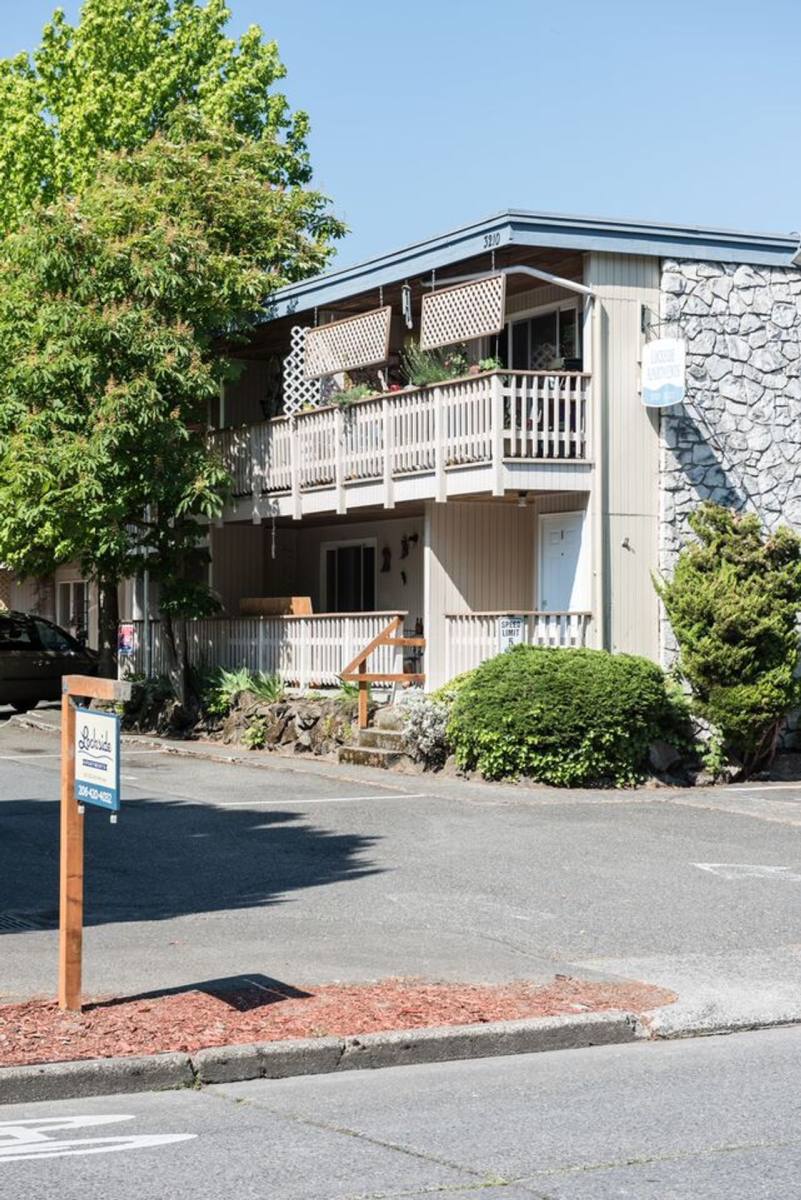 Apartment for rent at 3210, 3222 NW, Seattle, WA 98107