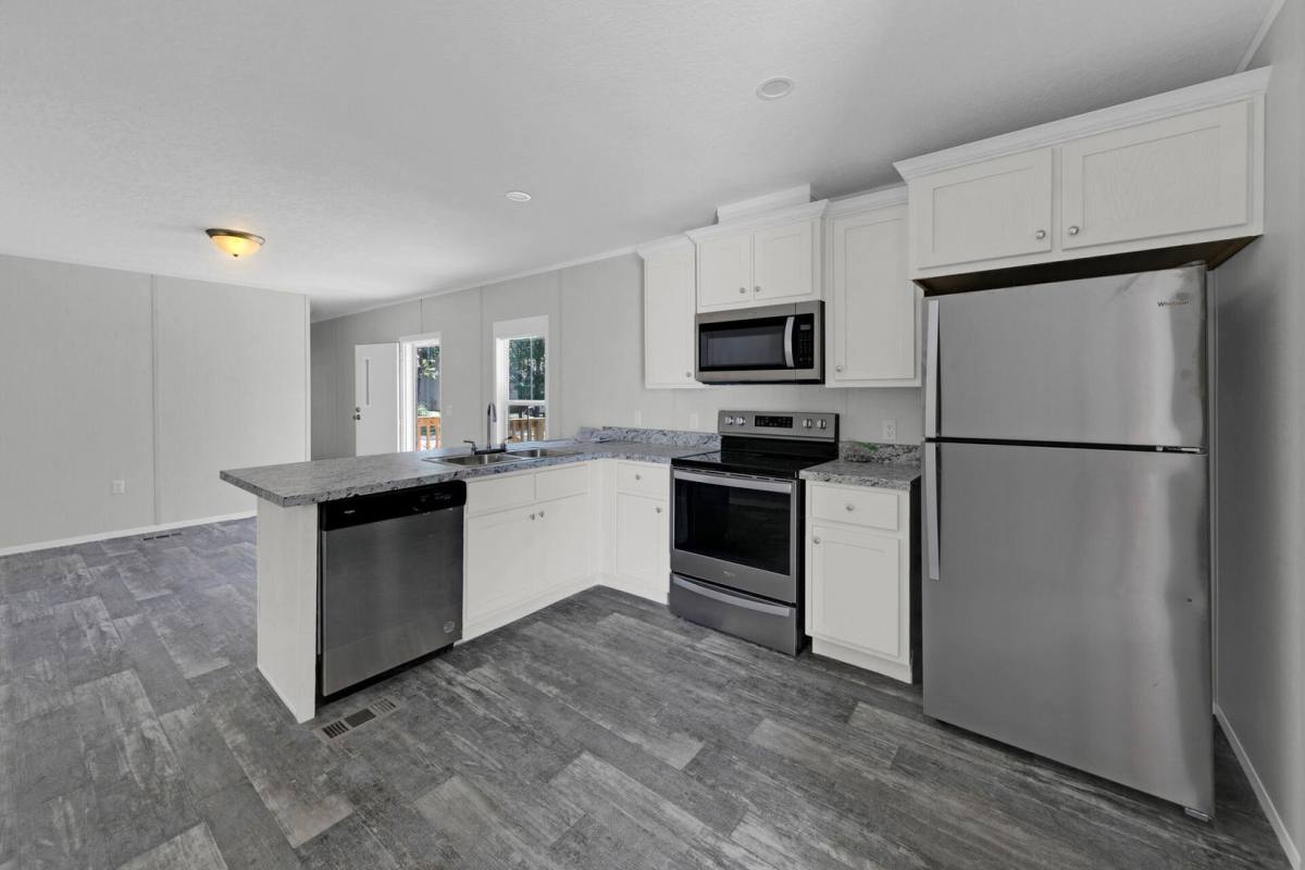 Apartment for rent at 1504 E Ponderosa Rd, Fort Walton Beach, FL 32547