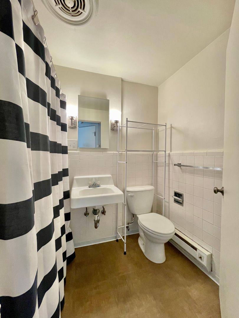 Apartment for rent at 1928 43rd Ave E, Seattle, WA 98112