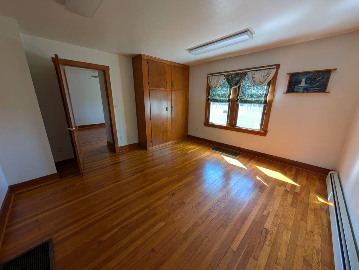 House for rent at 13200 County Rd, Middlebury, IN 46540