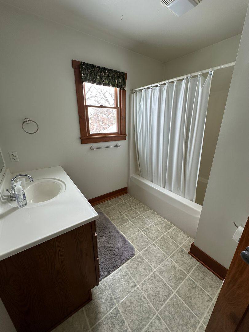House for rent at 13200 County Rd, Middlebury, IN 46540