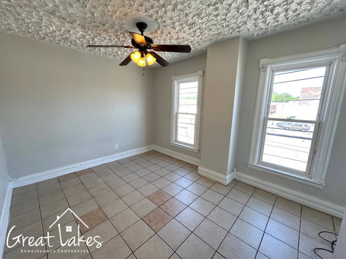 Apartment for rent at 1729 Vinewood St, Detroit, MI 48216