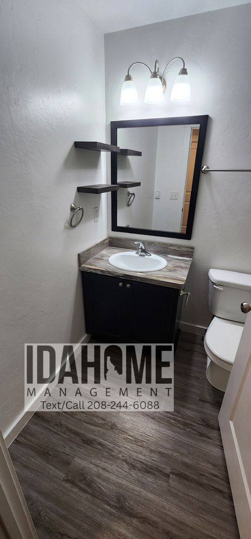 Apartment for rent at 213 W Siphon Rd, Pocatello, ID 83202