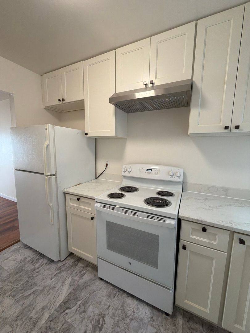 Apartment for rent at 354 25th Ave, San Francisco, CA 94121