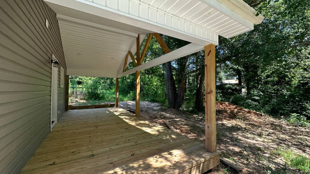 Townhouse for rent at 1006 S Welcome Rd, Greenville, SC 29611