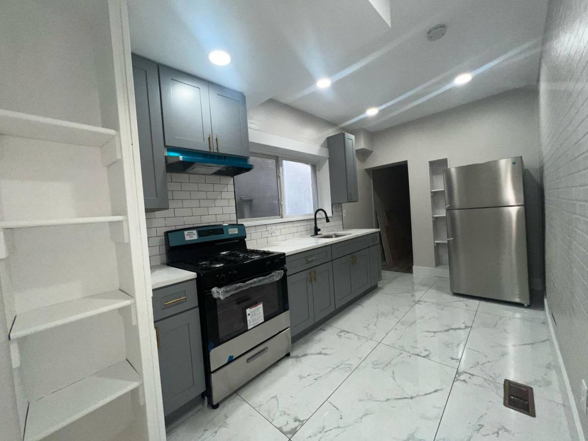 House for rent at 134 Old Rose St, Trenton, NJ 08618