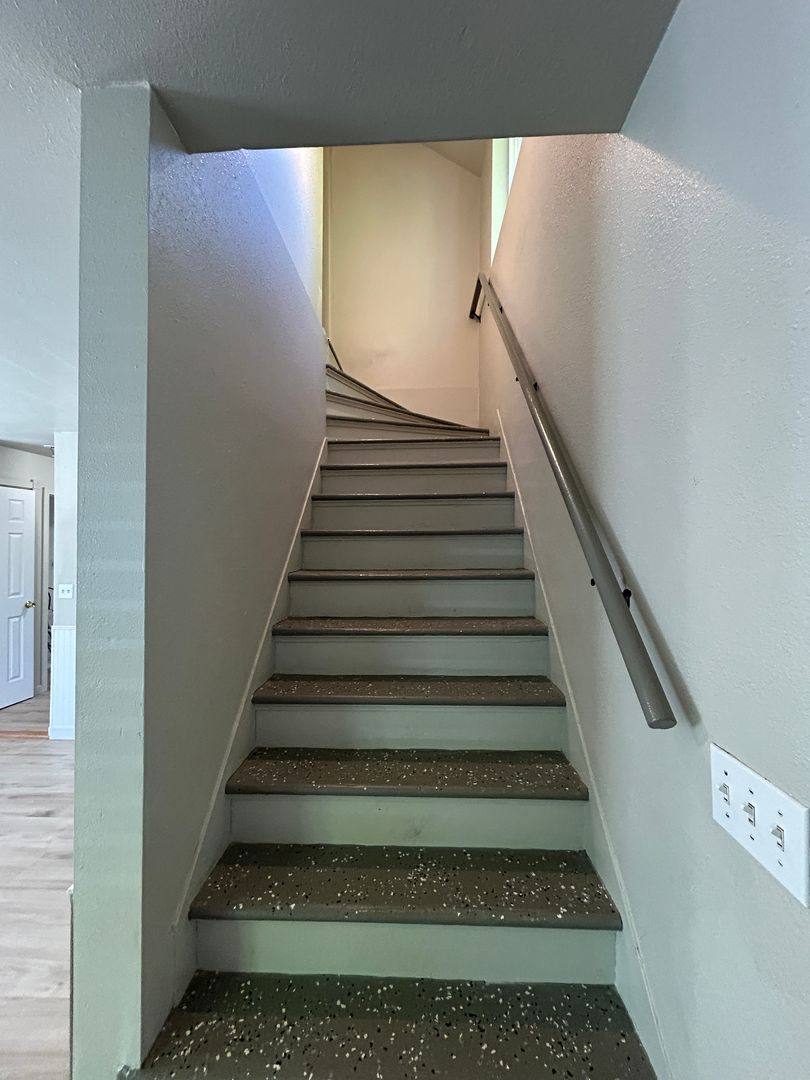 Apartment for rent at 436 19th Ave, Longview, WA 98632