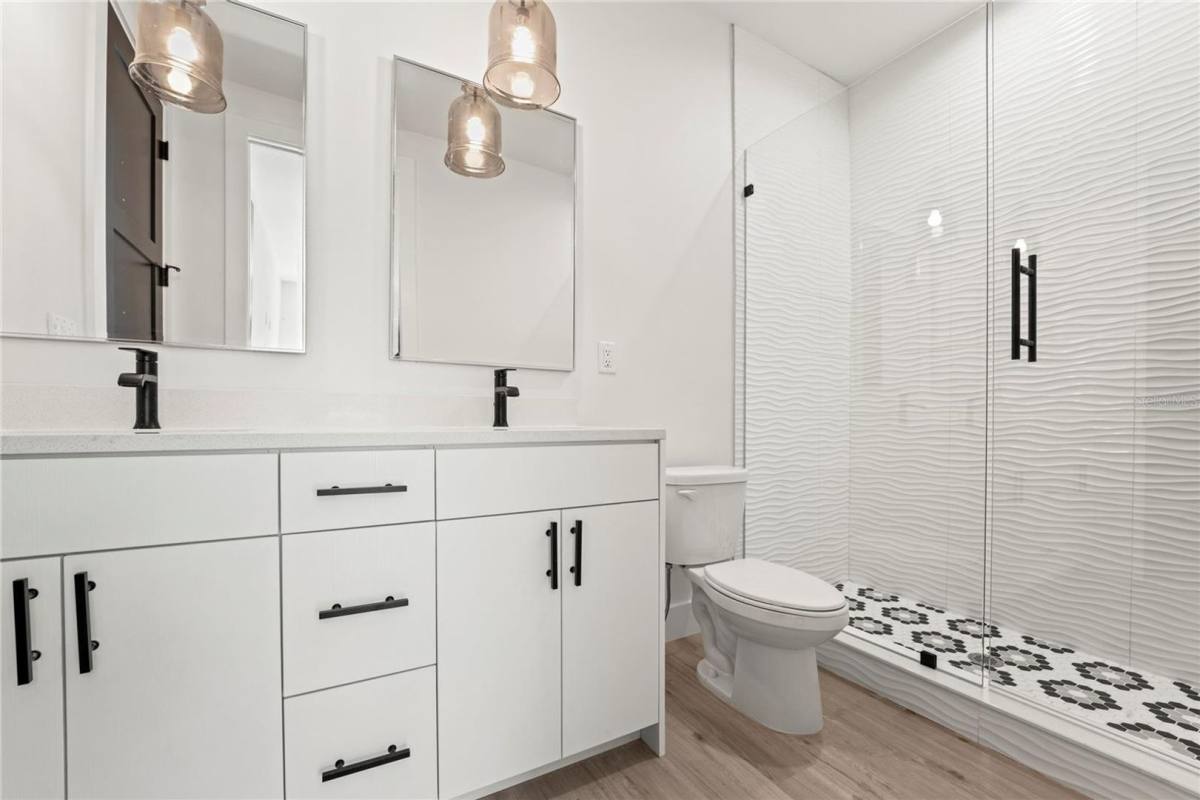 Townhouse for rent at 2403 W N B St, Tampa, FL 33609