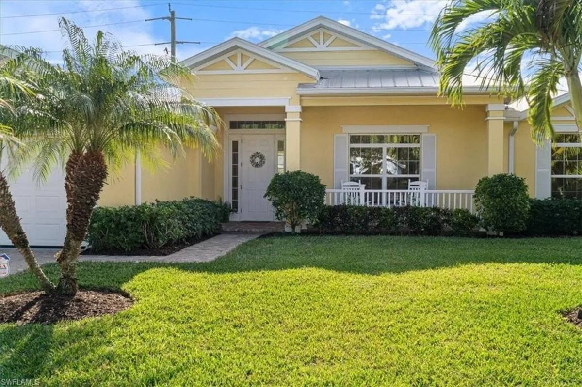House for rent at 732 7th Ave N, Naples, FL 34102