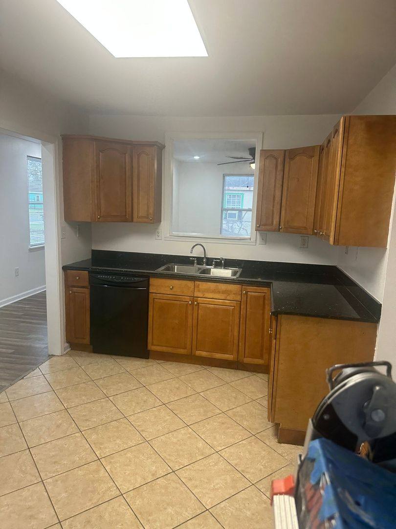 House for rent at 4304 Pauger St, New Orleans, LA 70122