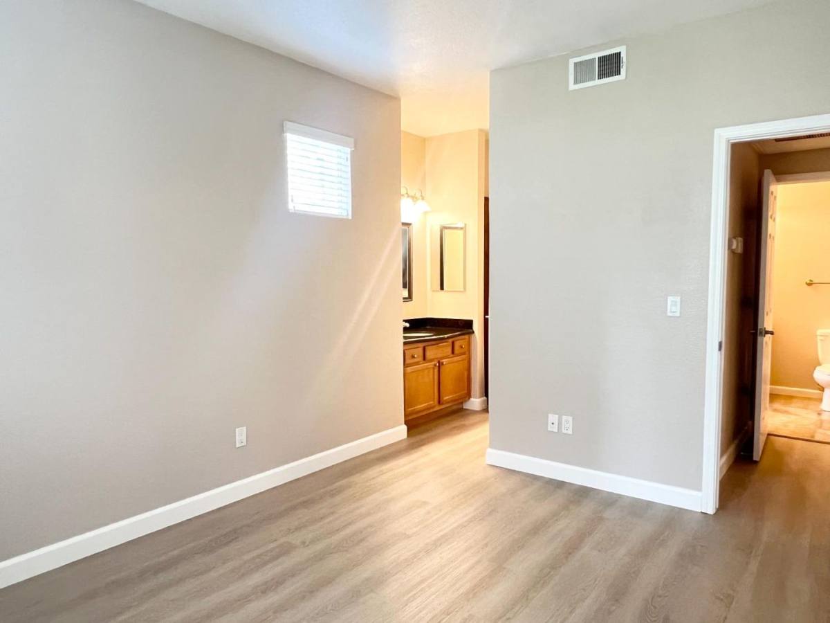 Condo for rent at 885 Halidon Way, Folsom, CA 95630