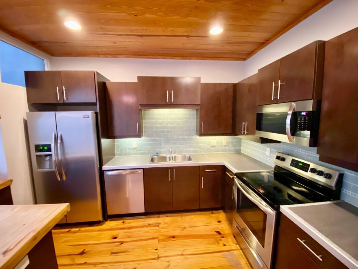 Townhouse for rent at 123 E Muriel St, Orlando, FL 32806