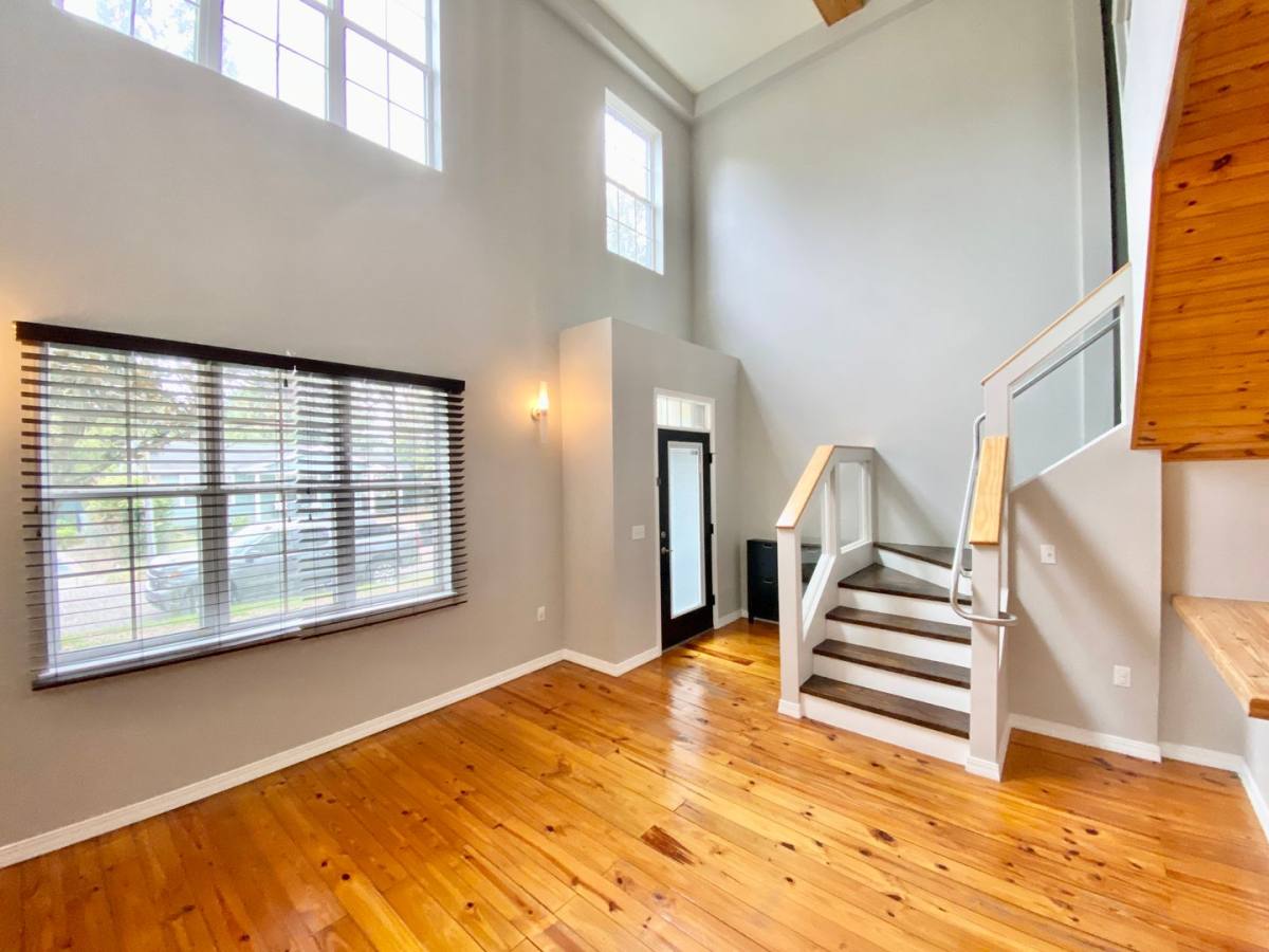 Townhouse for rent at 123 E Muriel St, Orlando, FL 32806