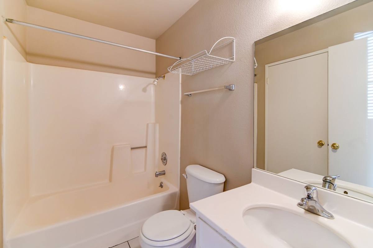 Townhouse for rent at 824 Hedge Way, Las Vegas, NV 89110