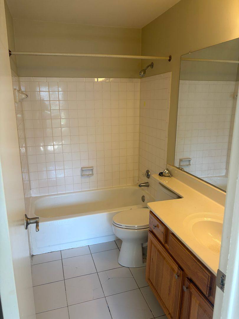 House for rent at 9900 Boysenberry Way, Gaithersburg, MD 20879
