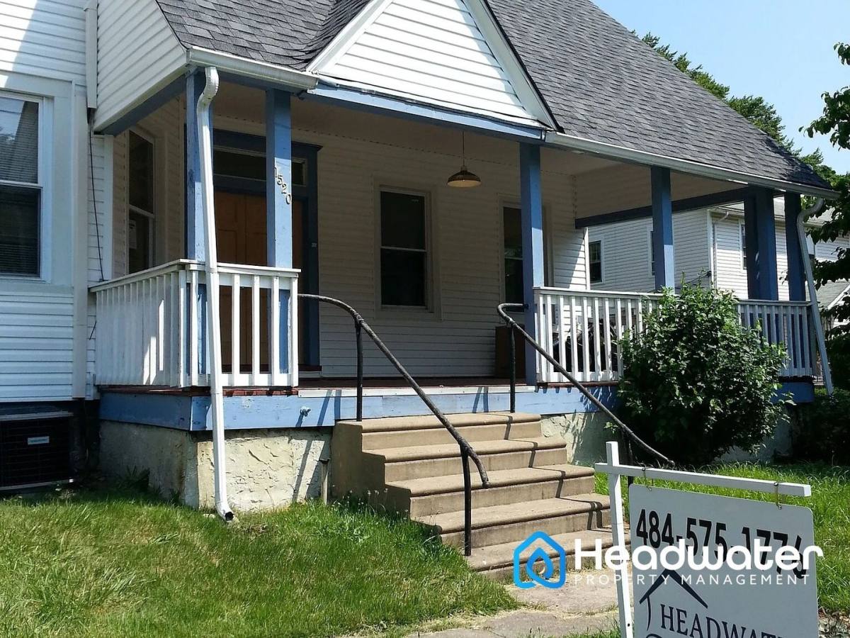 Apartment for rent at 1520 Elmwood Ave, Folcroft, PA 19032