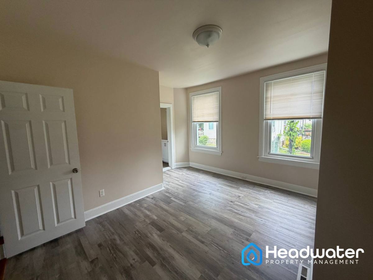 Apartment for rent at 1520 Elmwood Ave, Folcroft, PA 19032