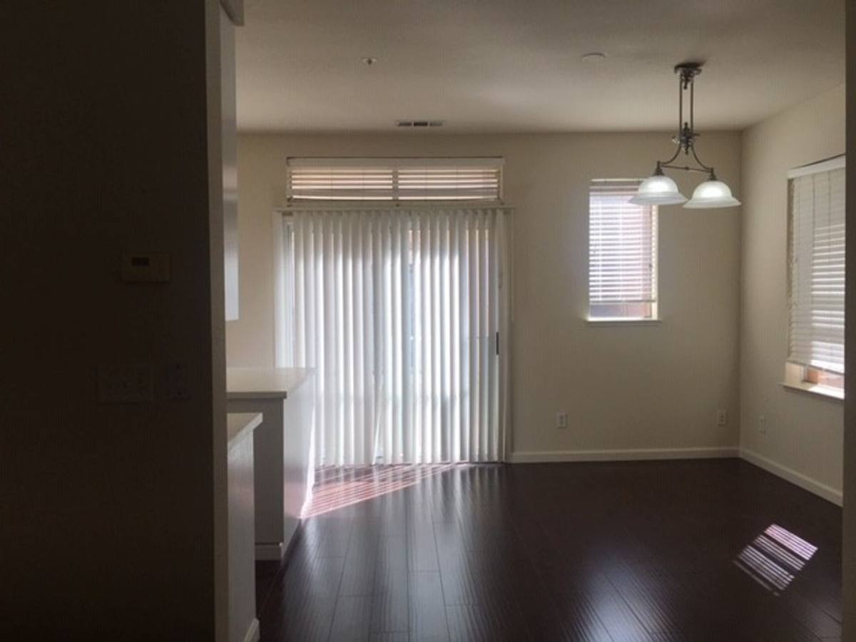 Townhouse for rent at 150 Paseo Court, Mountain View, CA 94043