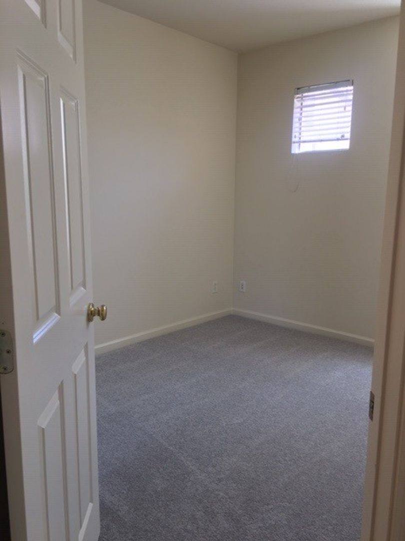 Townhouse for rent at 150 Paseo Court, Mountain View, CA 94043
