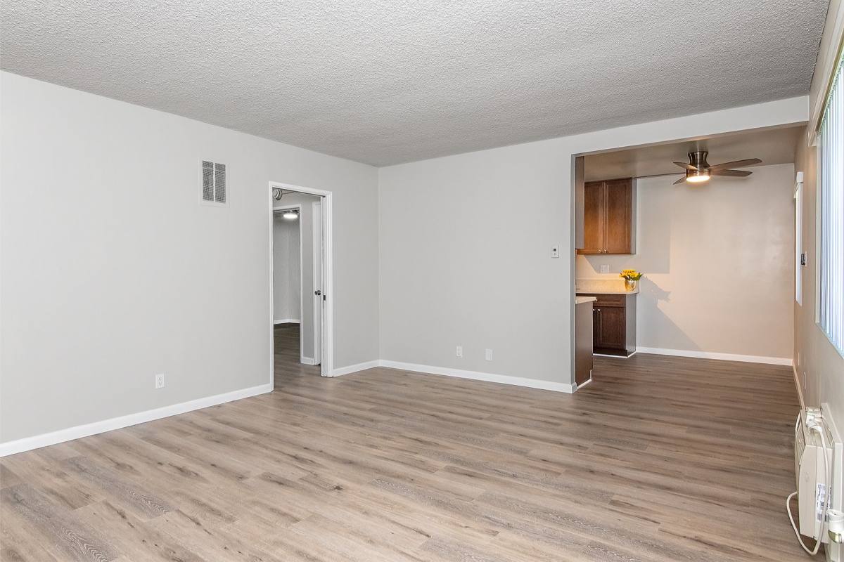 Apartment for rent at 311 N Kenwood St, Glendale, CA 91206