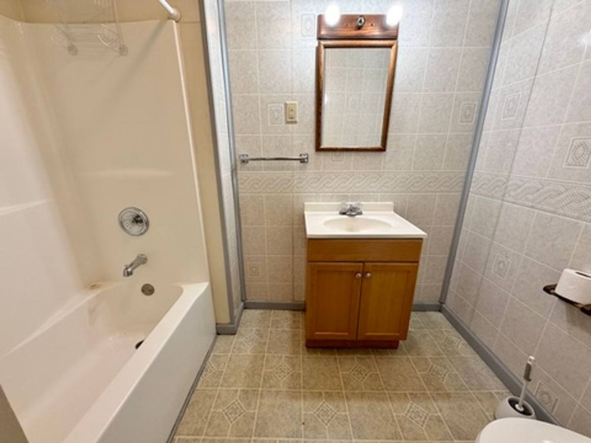 Apartment for rent at 301 Lincoln Way W, Chambersburg, PA 17201