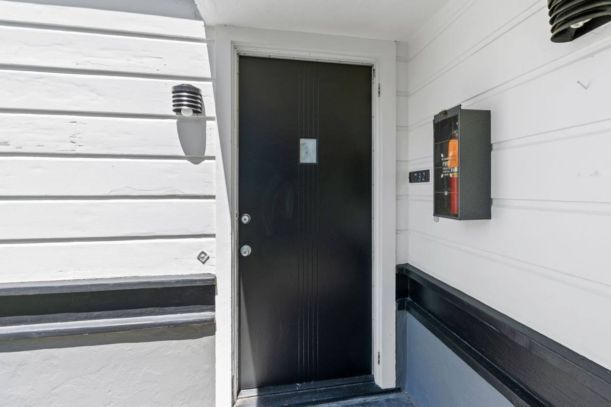 Apartment for rent at 728-734 Seminary St, Napa, CA 94559