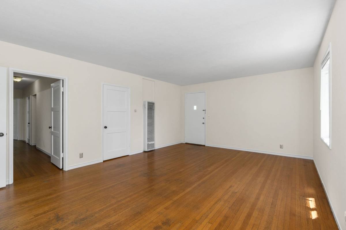 Apartment for rent at 728-734 Seminary St, Napa, CA 94559
