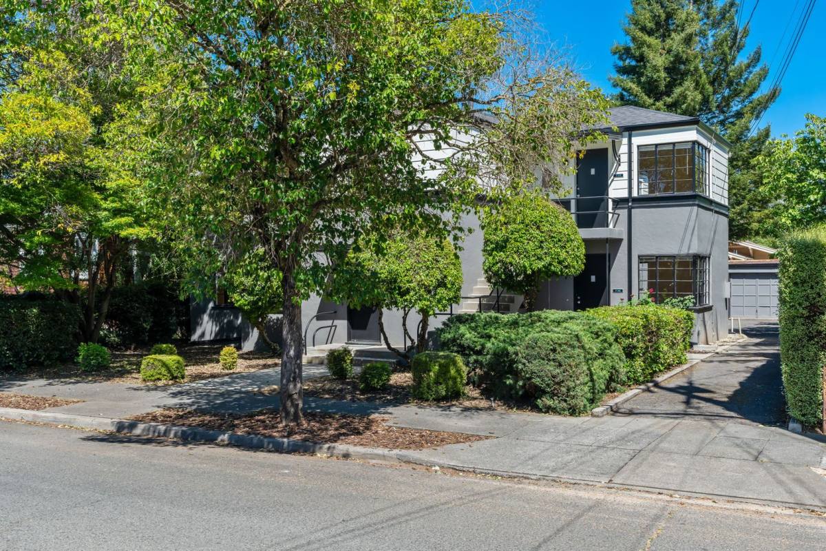 Apartment for rent at 728-734 Seminary St, Napa, CA 94559