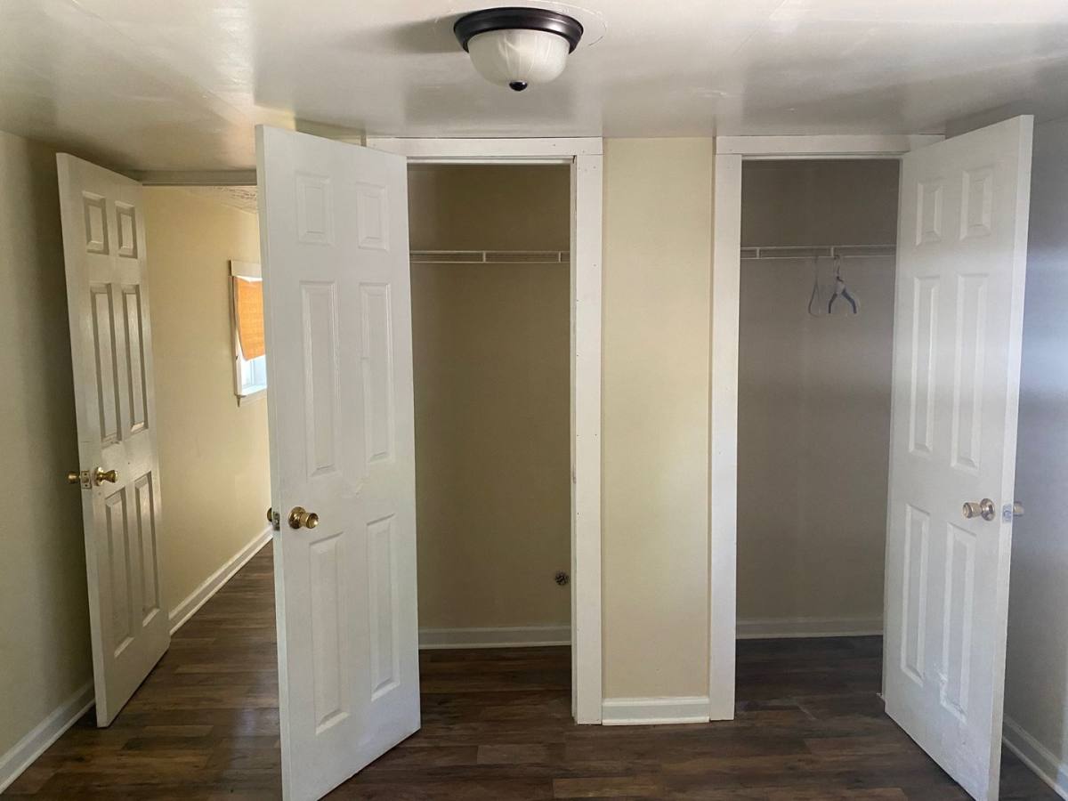 Apartment for rent at 5115 Jefferson Ave, Newport News, VA 23605