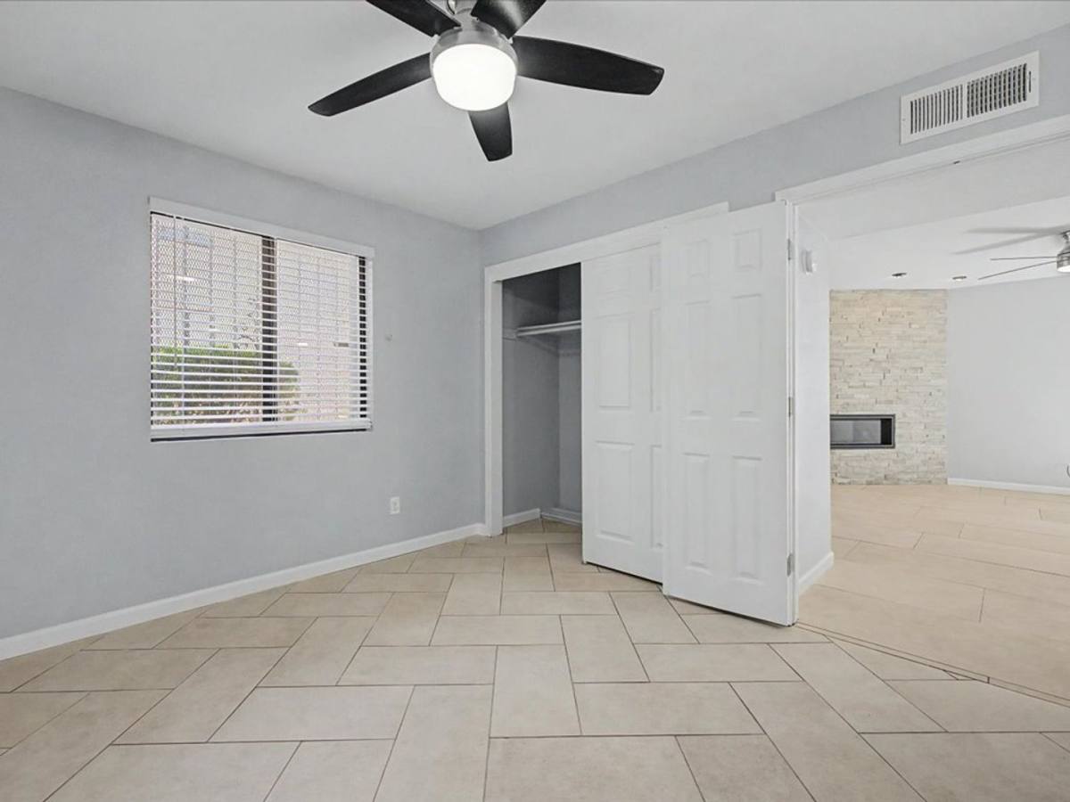 House for rent at 8271 N Oracle Rd, Tucson, AZ 85704