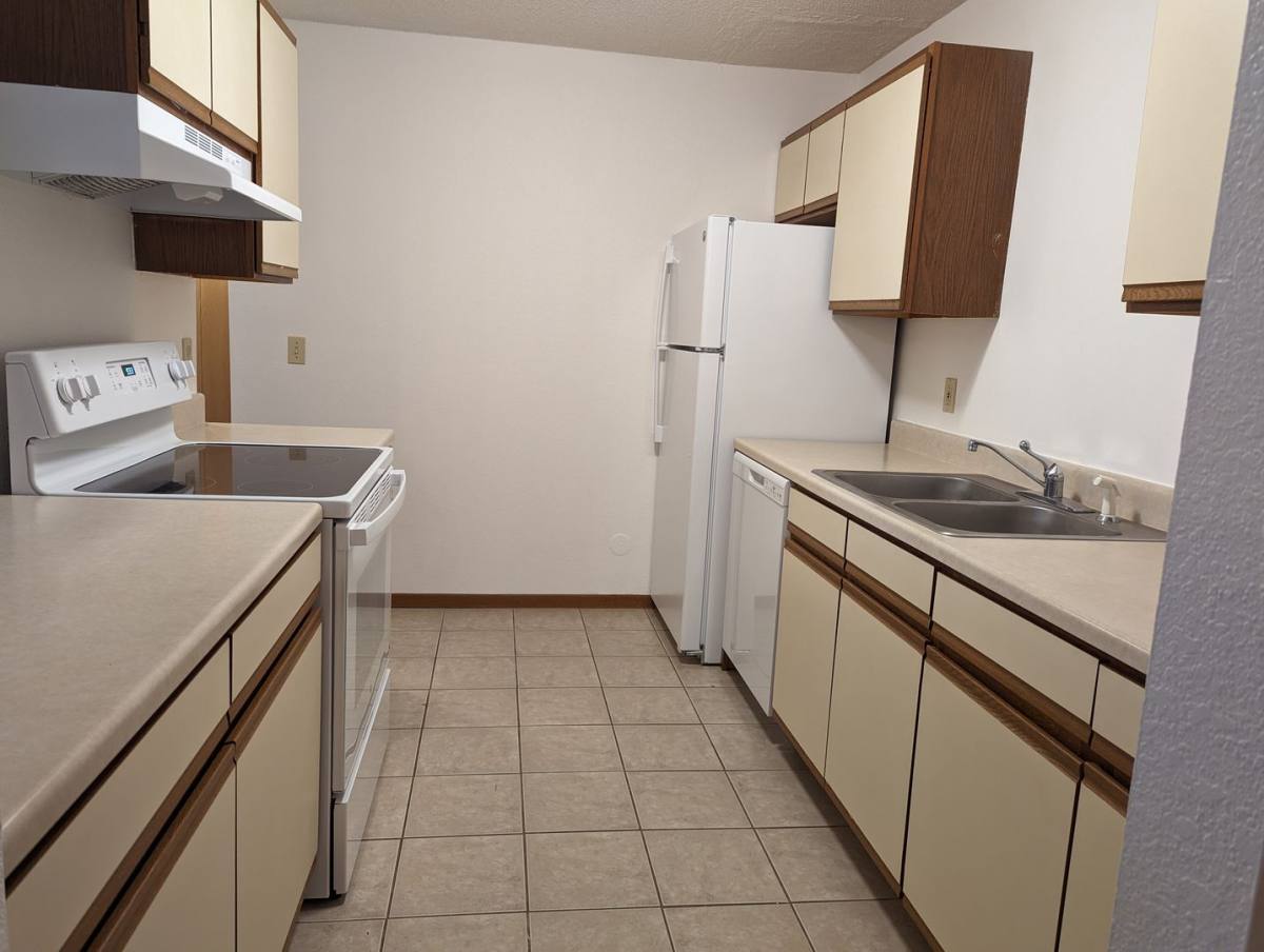 Apartment for rent at 230 2nd St NE, Saint Cloud, MN 56304