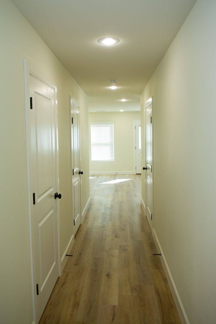Townhouse for rent at 158 N Centennial Ave, West Fork, AR 72774