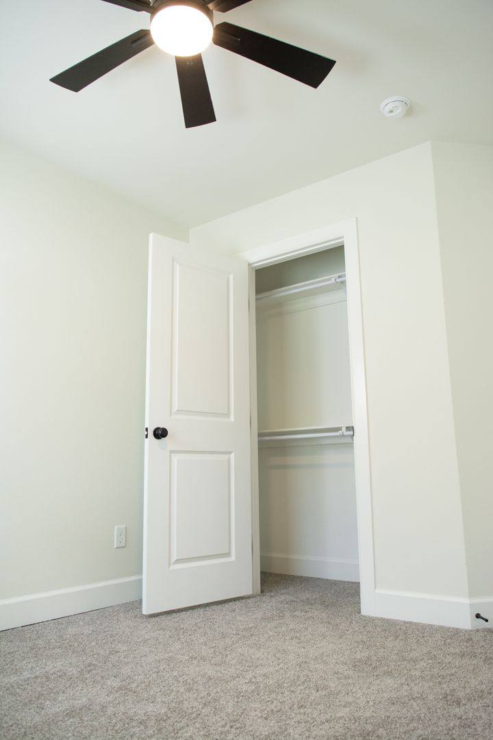 Townhouse for rent at 158 N Centennial Ave, West Fork, AR 72774