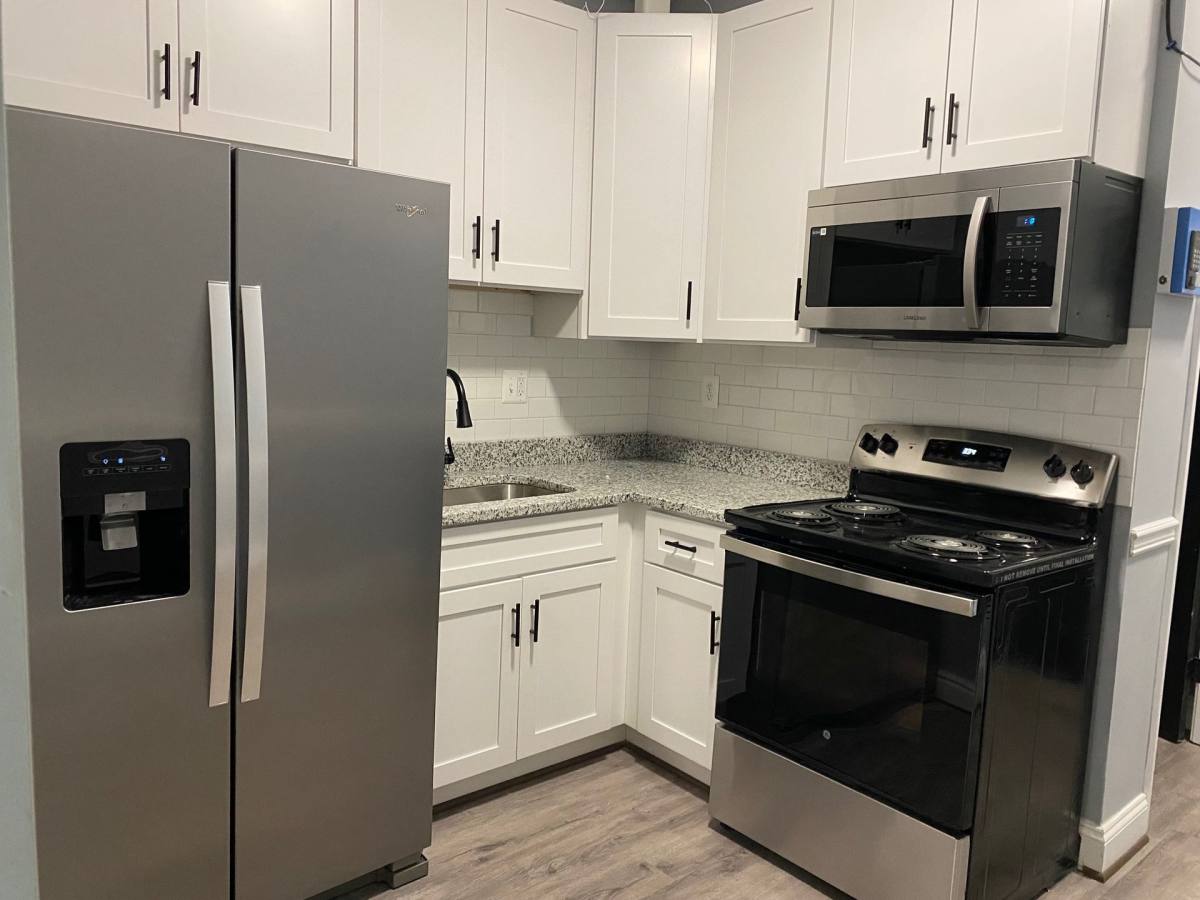 Apartment for rent at 529 S Longwood St, Baltimore, MD 21223
