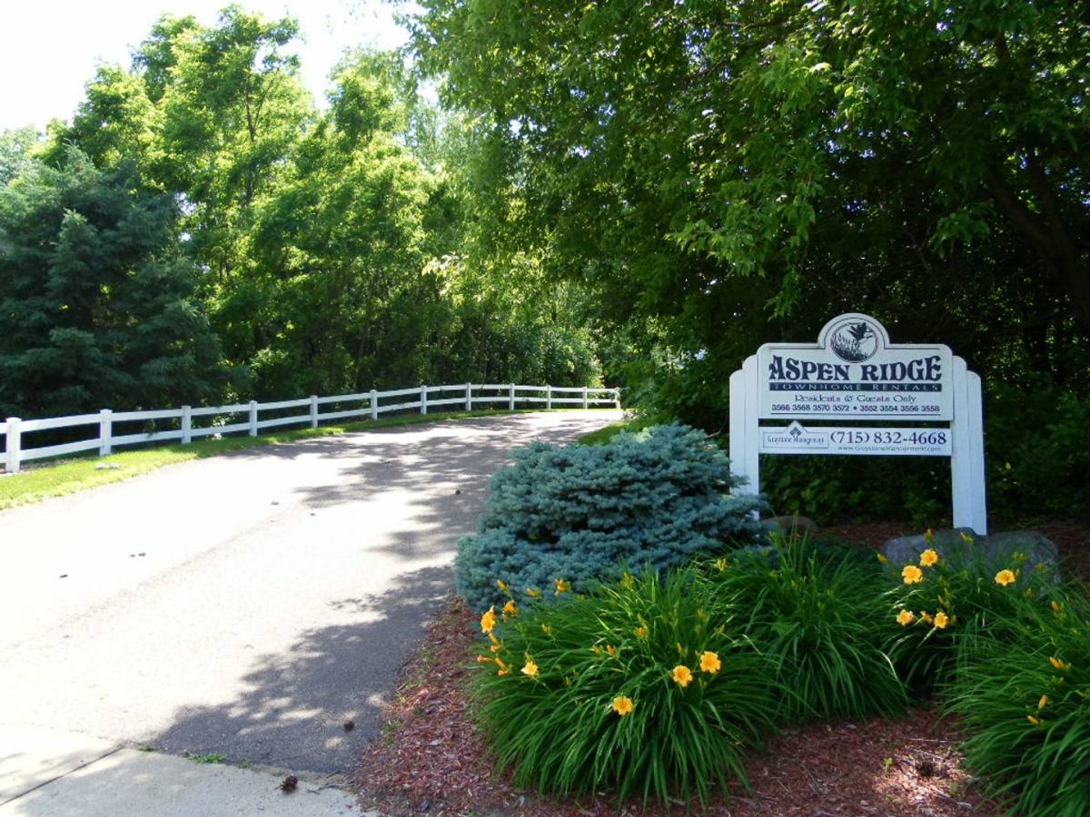 Apartment for rent at 3552-3558 E Meadows Place, Eau Claire, WI 54701