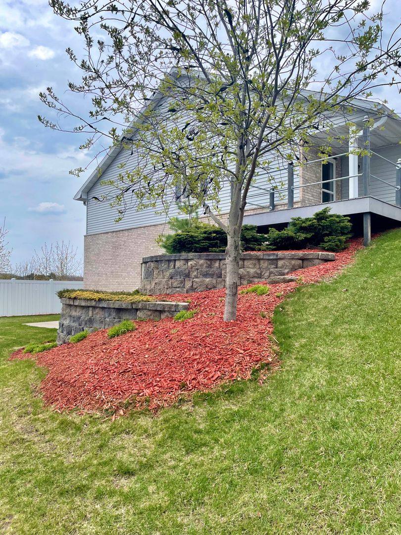 Apartment for rent at 3552-3558 E Meadows Place, Eau Claire, WI 54701