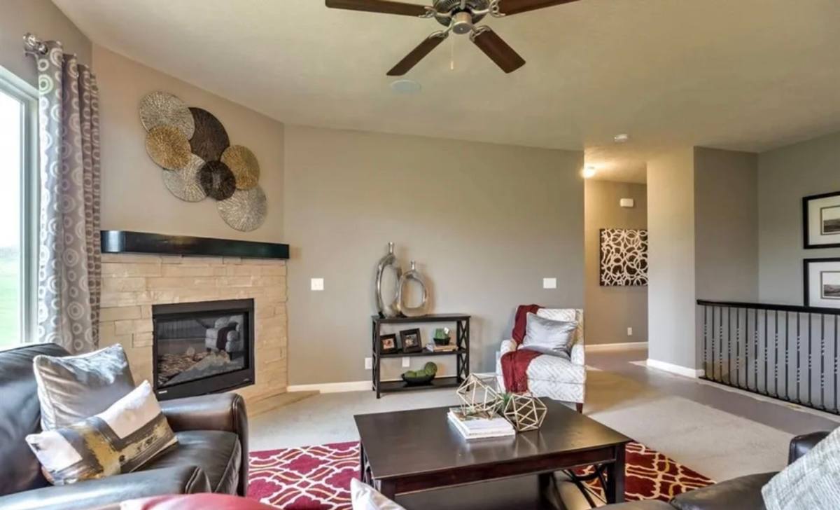 House for rent at 16333 Potter St, Bennington, NE 68007
