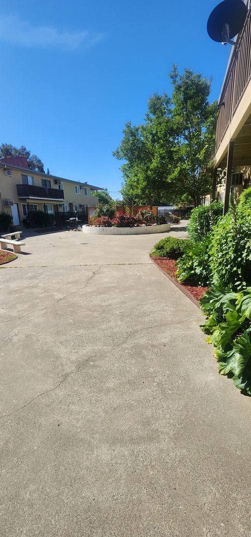 Apartment for rent at 4620 Marconi Ave, Sacramento, CA 95821