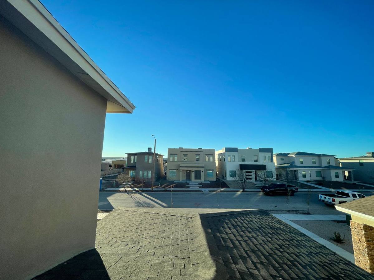 Townhouse for rent at 6528 Hoop St, El Paso, TX 79932