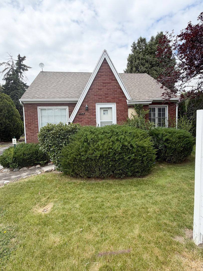 House for rent at 4910 S 900 E, Salt Lake City, UT 84117