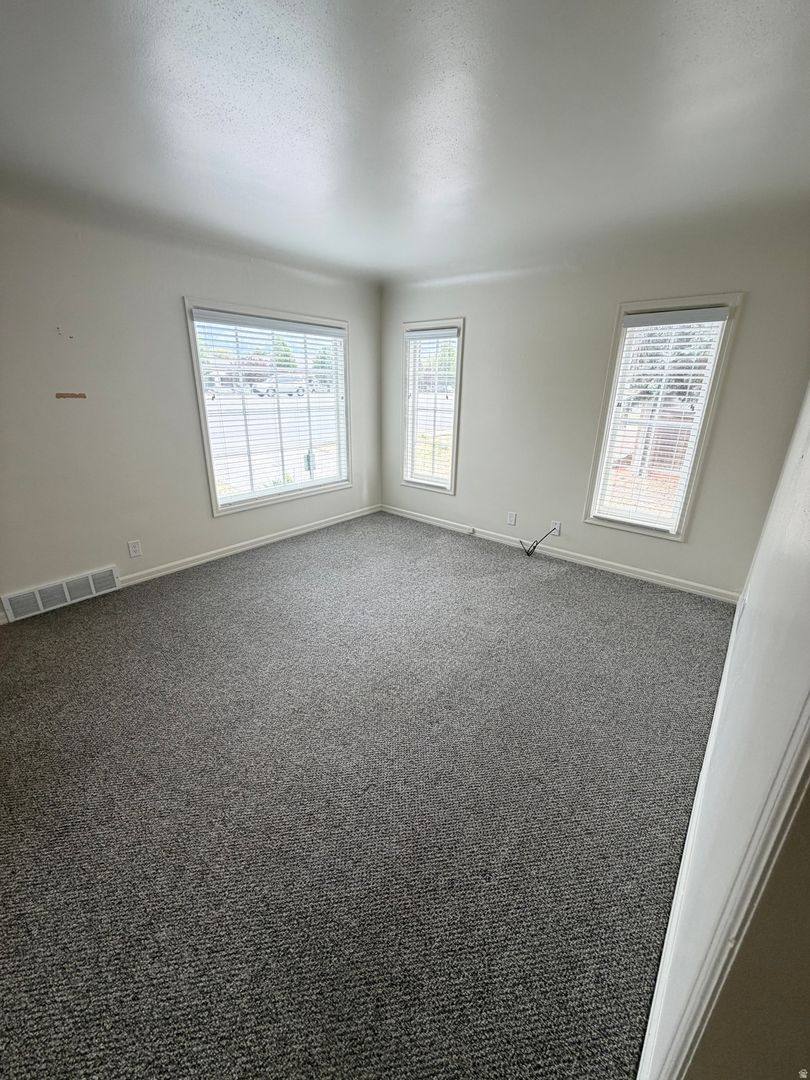 House for rent at 4910 S 900 E, Salt Lake City, UT 84117