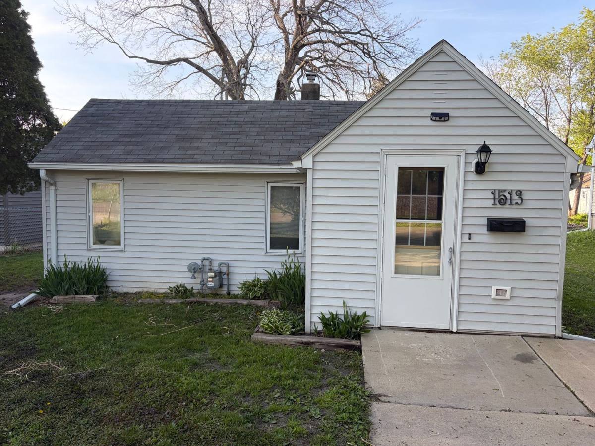 House for rent at 1513 2nd St NE, Rochester, MN 55906