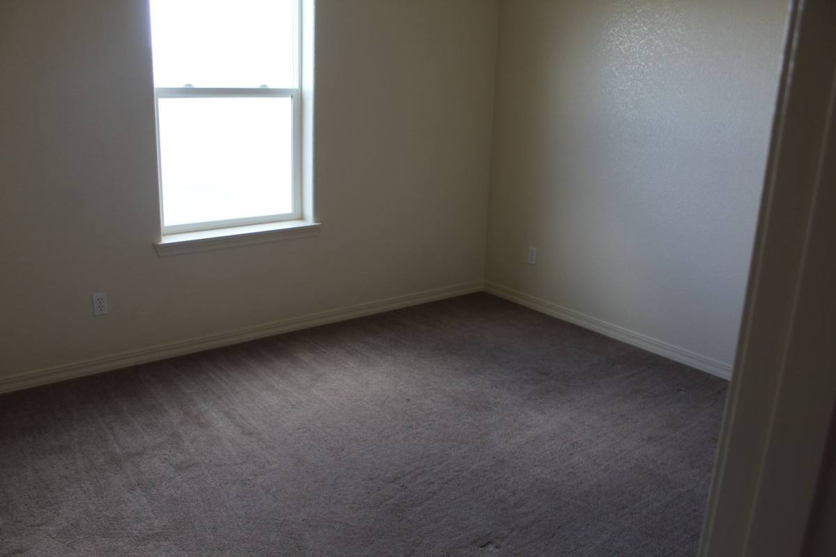 House for rent at 304 Willow St, Merrill, OR 97633