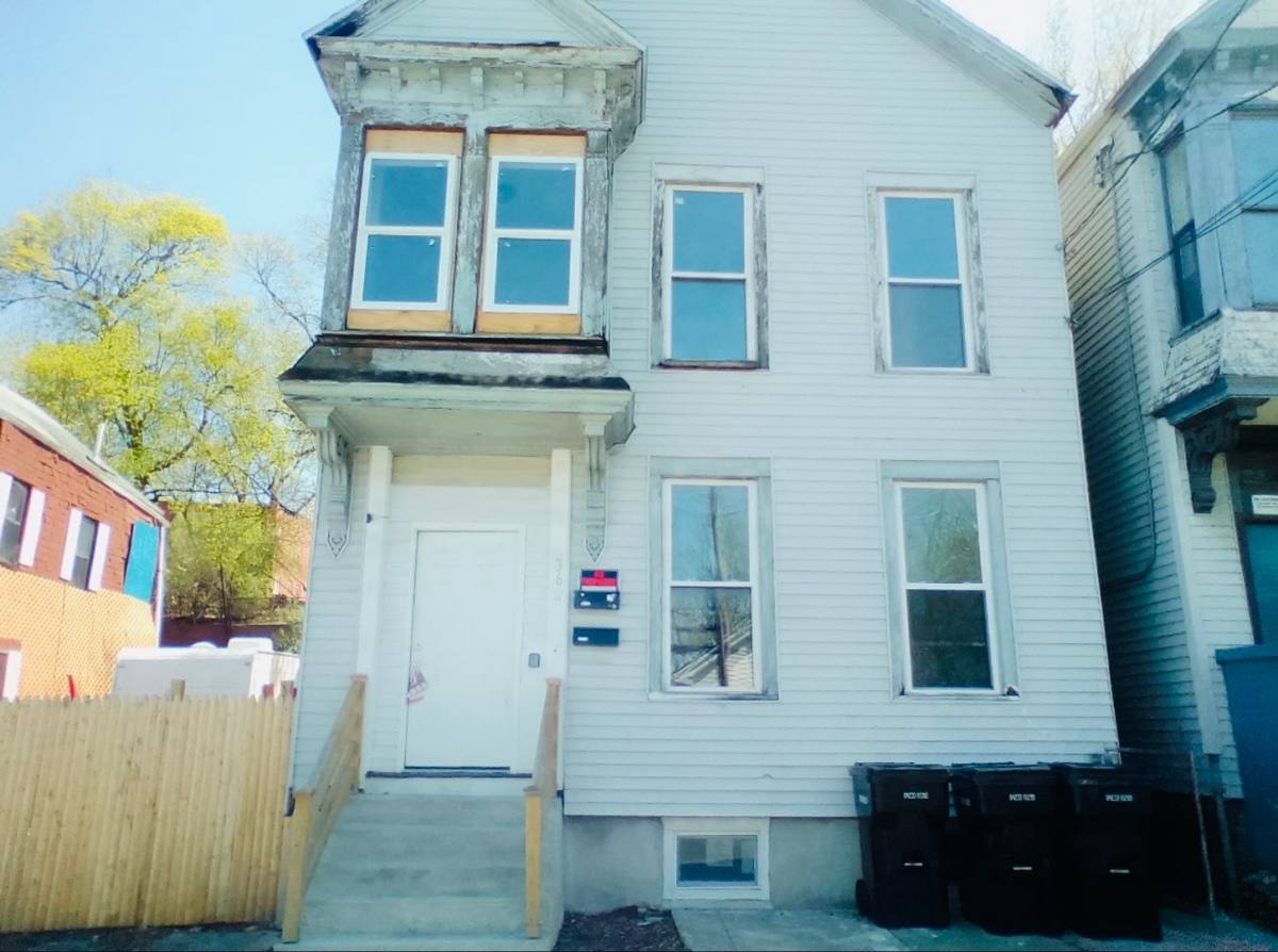 Apartment for rent at 362 9th St, Troy, NY 12180