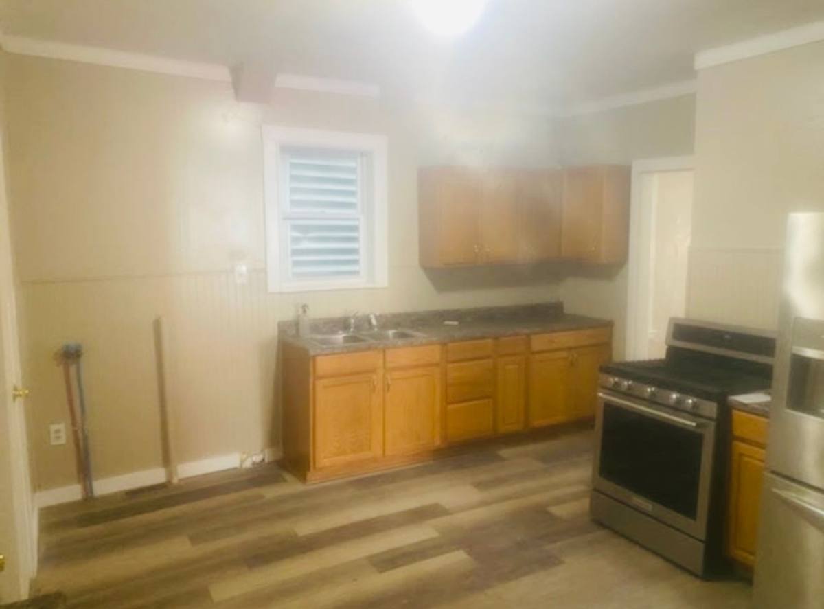 Apartment for rent at 362 9th St, Troy, NY 12180