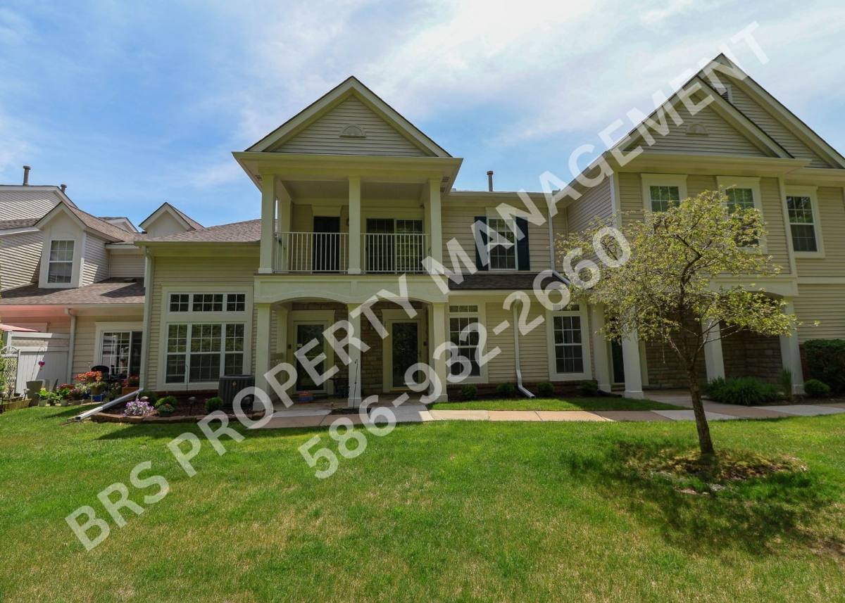Condo for rent at 25675 Maritime Circle N, Harrison Township, MI 48045