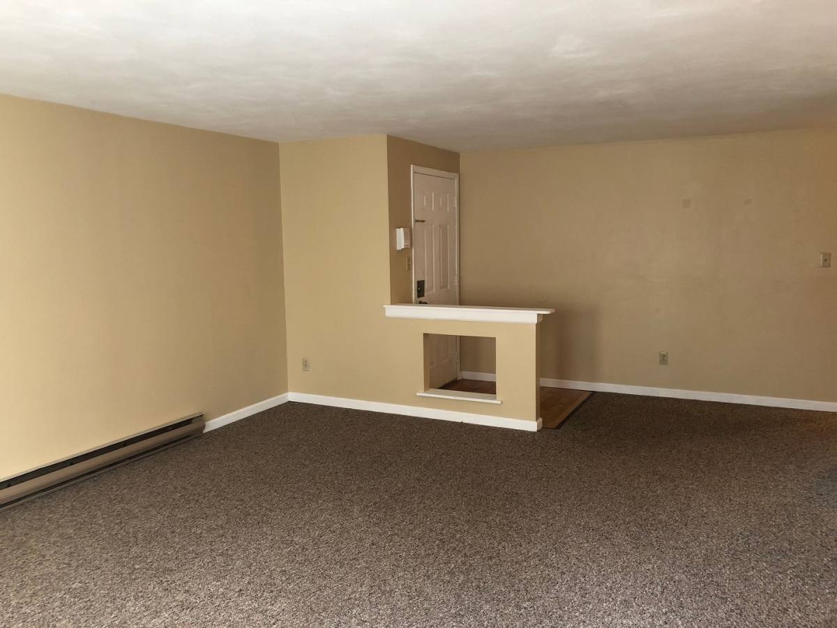 Apartment for rent at 469 Glendale Dr, Endicott, NY 13760