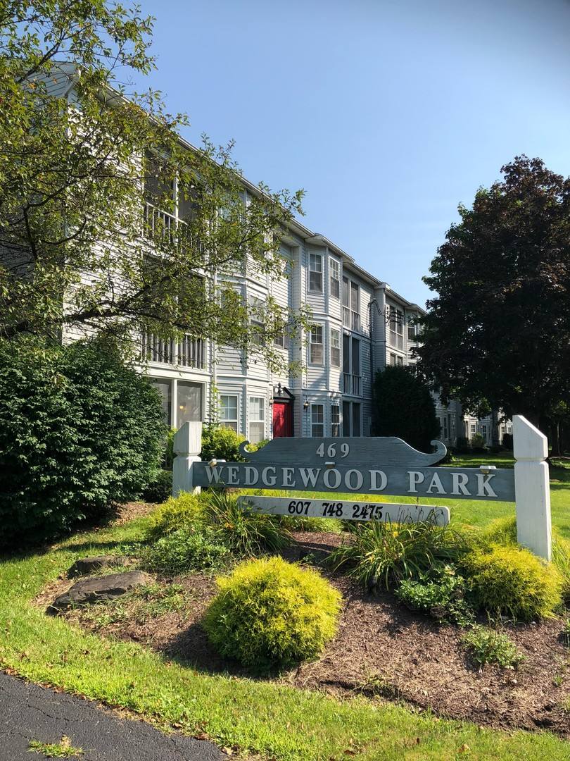Apartment for rent at 469 Glendale Dr, Endicott, NY 13760